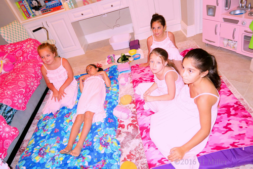 Kids Spa Party For Annual Sleepunder In New Jersey Gallery 1 Kids Spa Party For Annual Sleepunder In New Jersey Gallery 1