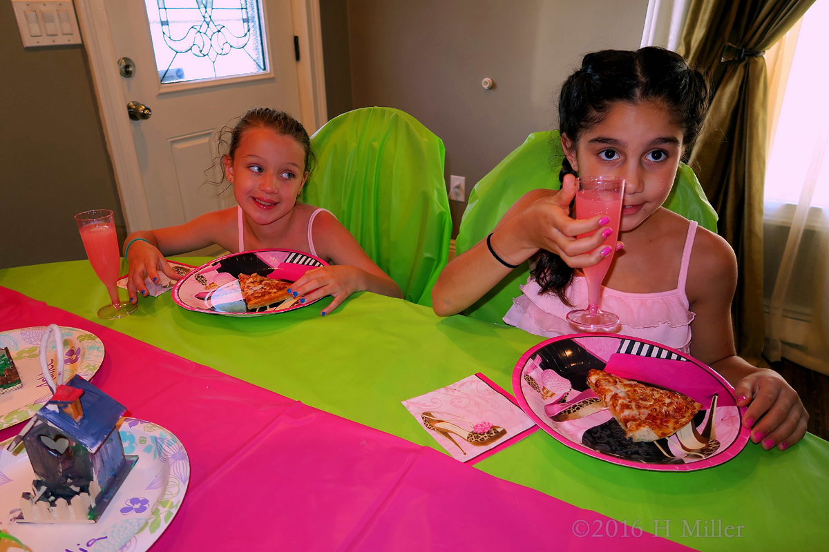 Kids Spa Party For Annual Sleepunder In New Jersey Gallery 2 