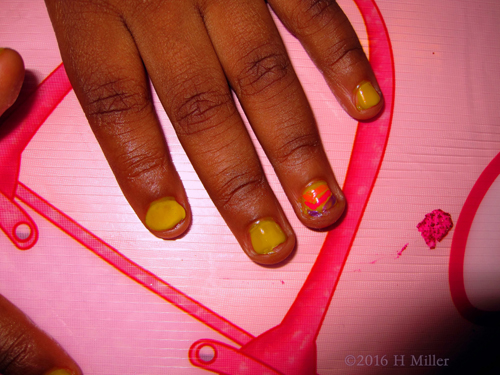 Cute Neon Striped Girls Manicure