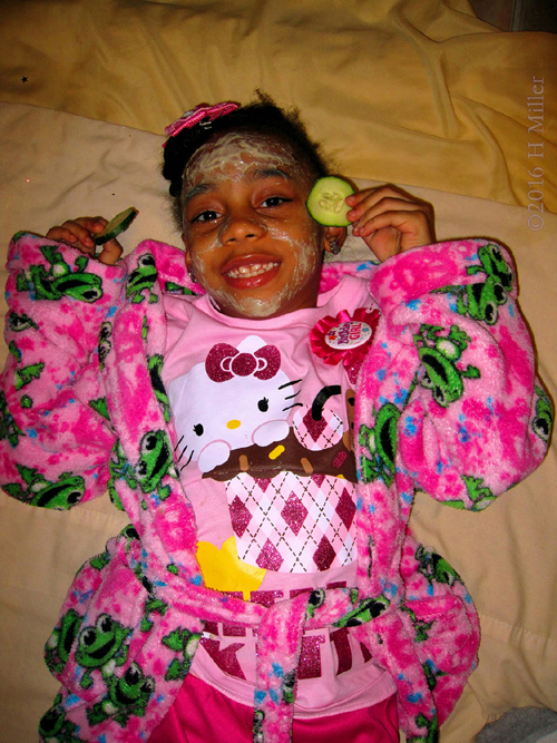 She's Looking Happy Even During Facials! She's Looking Happy Even During Facials!