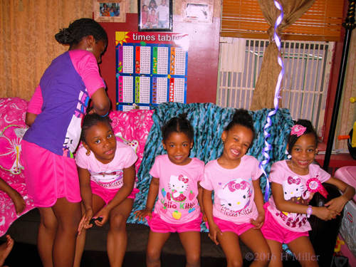 They're Looking Cheerful In Hello Kitty They're Looking Cheerful In Hello Kitty