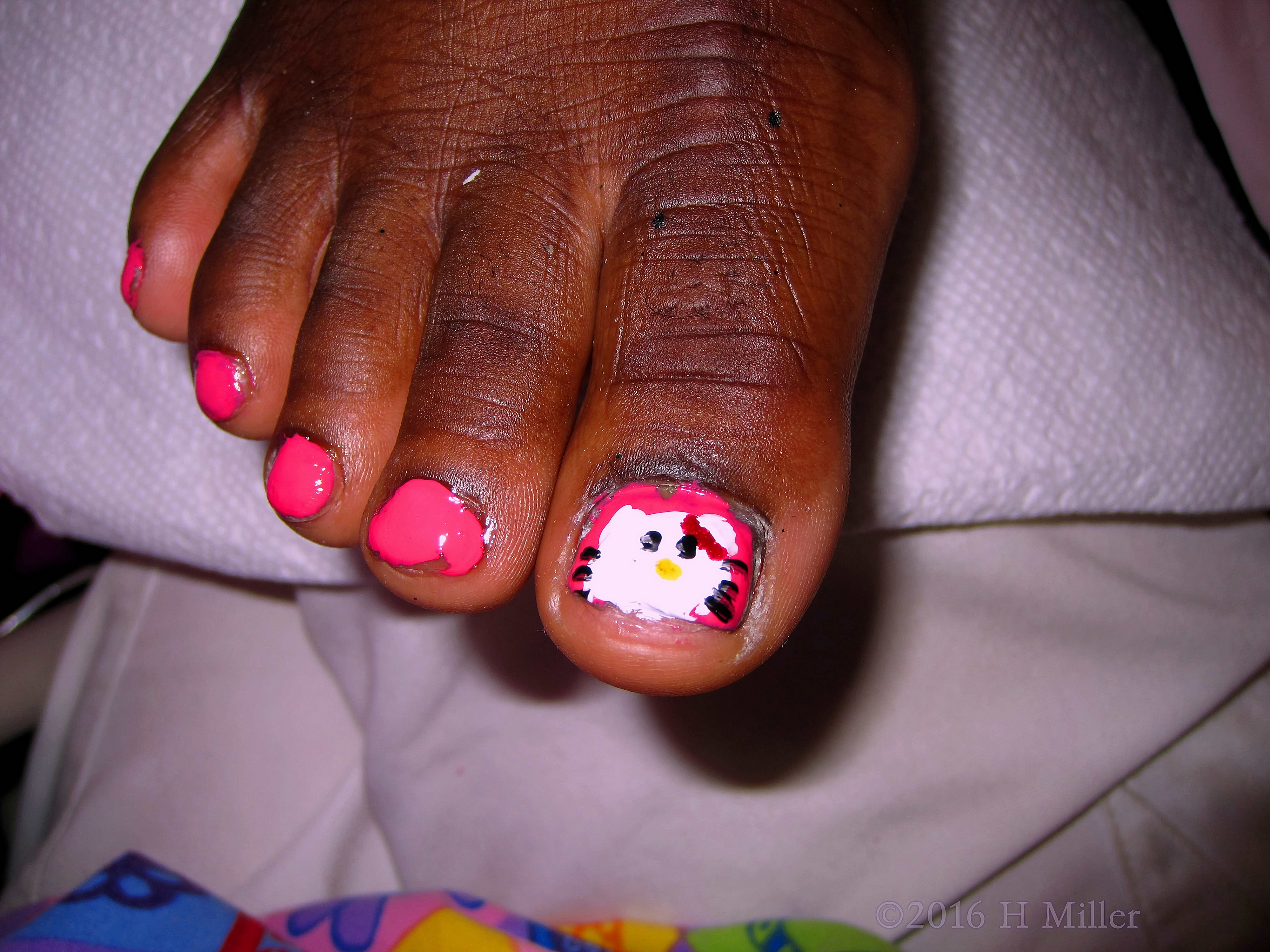 She Has Hello Kitty For Her Kids Pedi Nail Design! 
