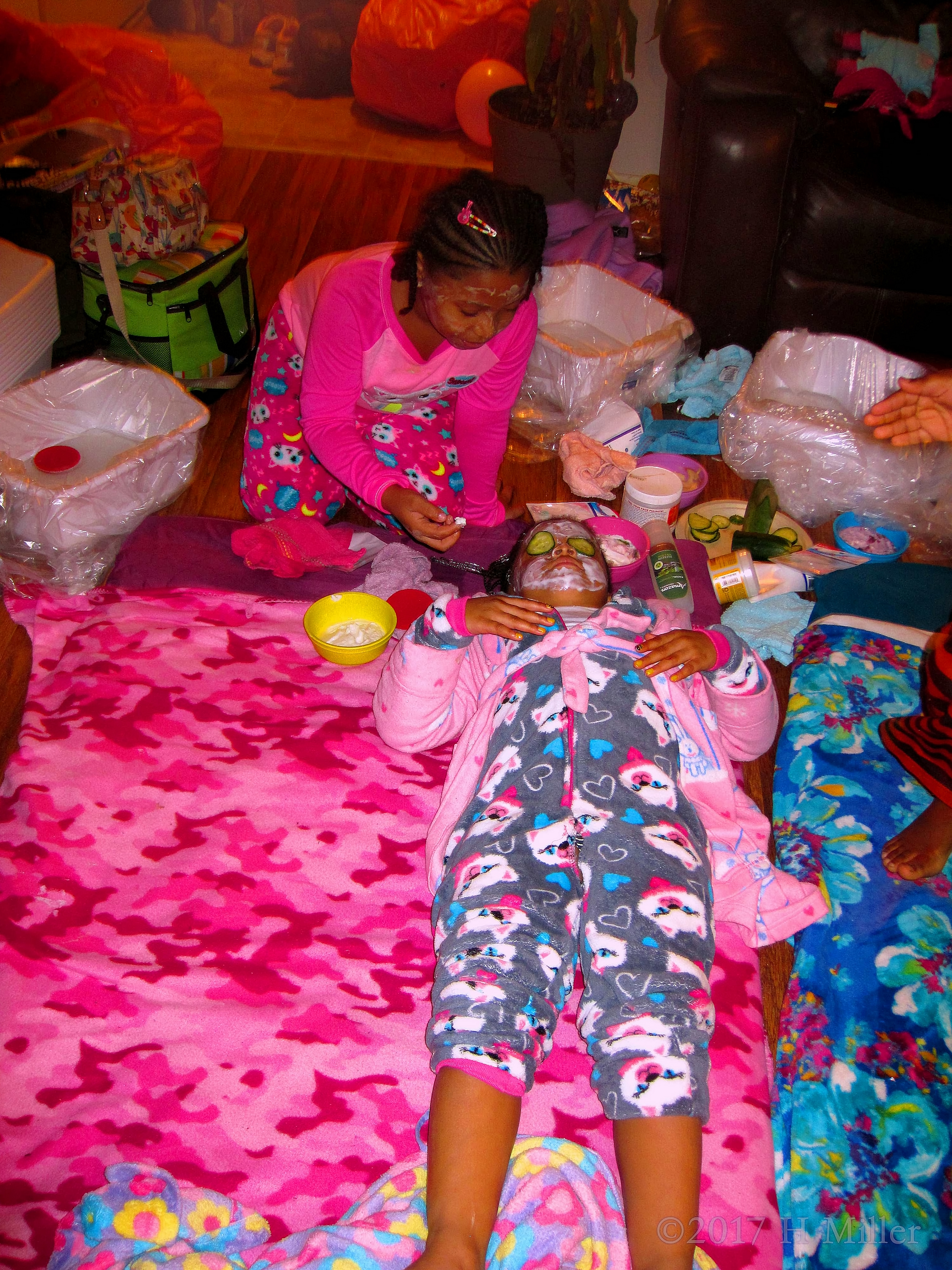 Her Friend Helps Her With The Facial For Girls. Her Friend Helps Her With The Facial For Girls.