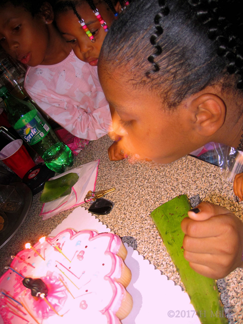 The Girls Blew Off The Candles! The Girls Blew Off The Candles!