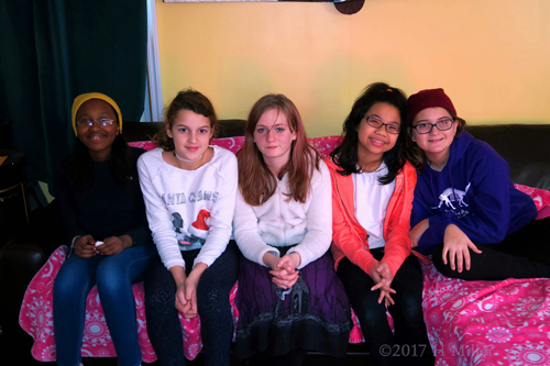 Group Kids Spa Party Photo With The Birthday Girl Group Kids Spa Party Photo With The Birthday Girl