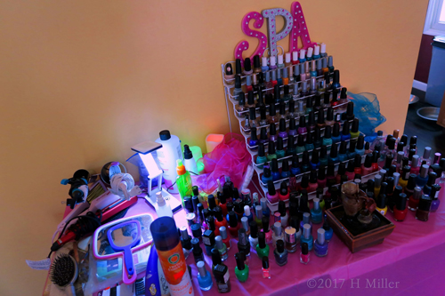 The Coolest Kids Spa Party Table Ever With Ultra Cool Colored Lights! The Coolest Kids Spa Party Table Ever With Ultra Cool Colored Lights!