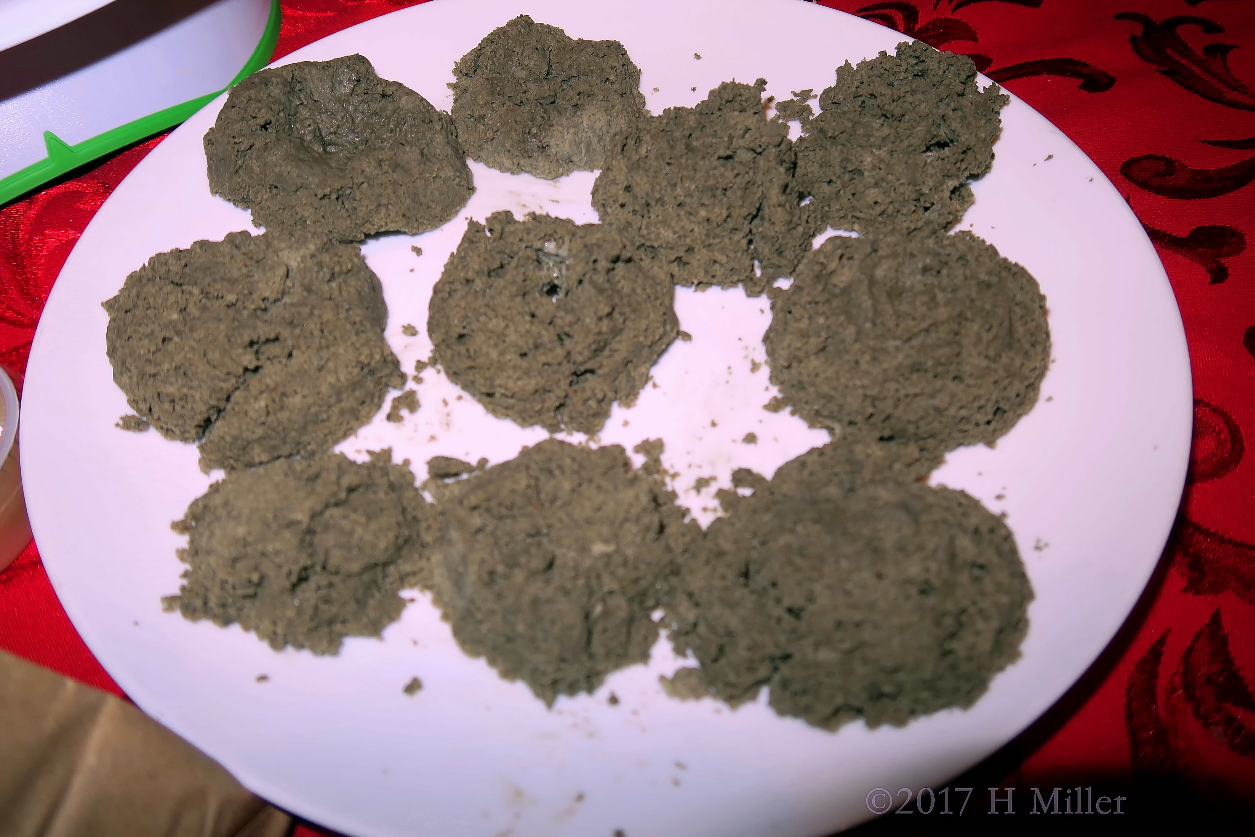 Easy Homemade Fizzy Bathbombs Kids Crafts! Easy Homemade Fizzy Bathbombs Kids Crafts!