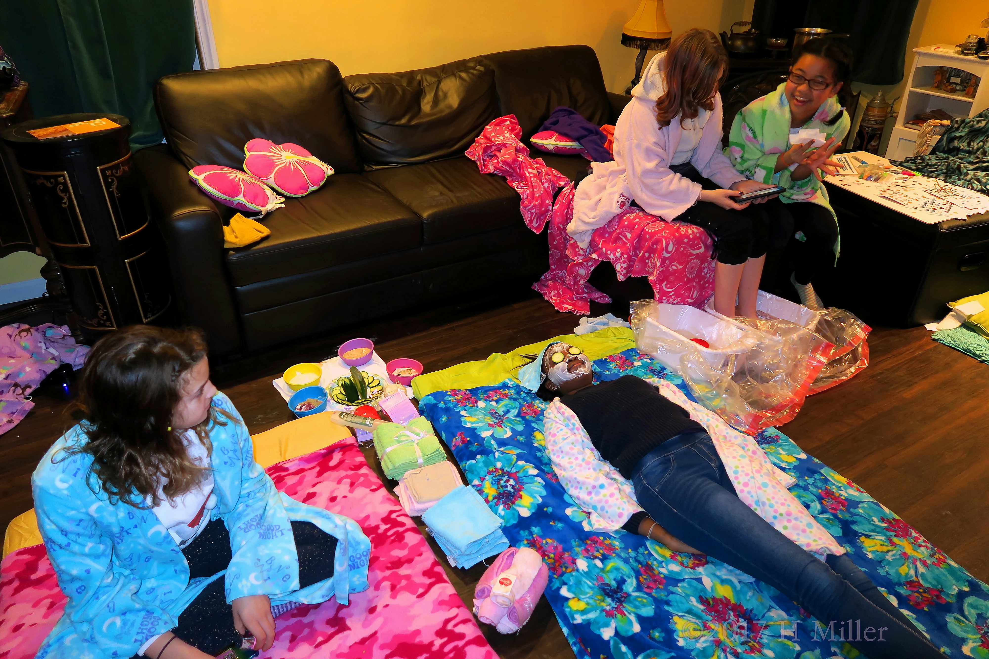 Pedicures For Girls And Kids Facials. There's A Lot Going On! Pedicures For Girls And Kids Facials. There's A Lot Going On!