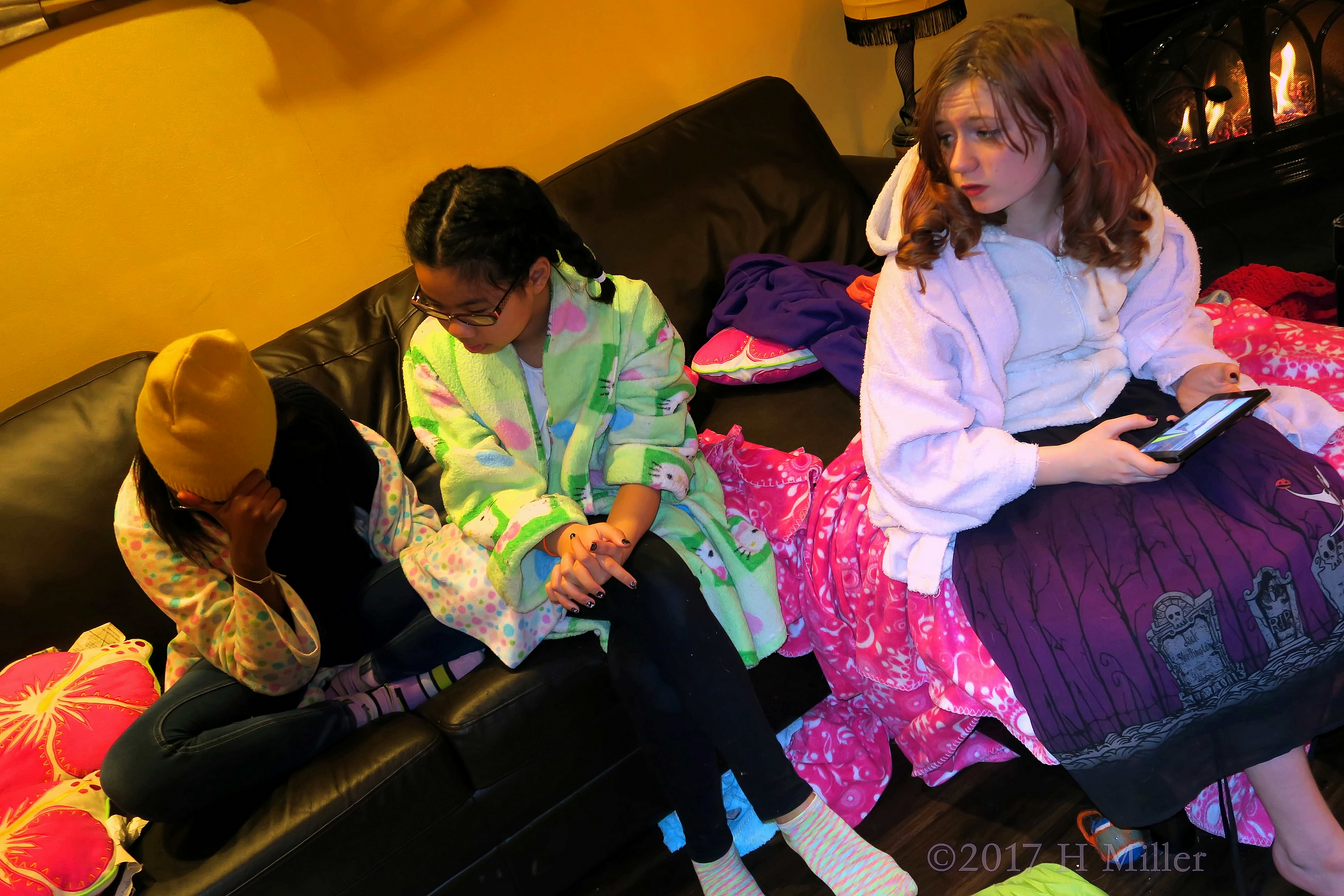 Spa Party Is Also A Friendship Chatting Session Spa Party Is Also A Friendship Chatting Session