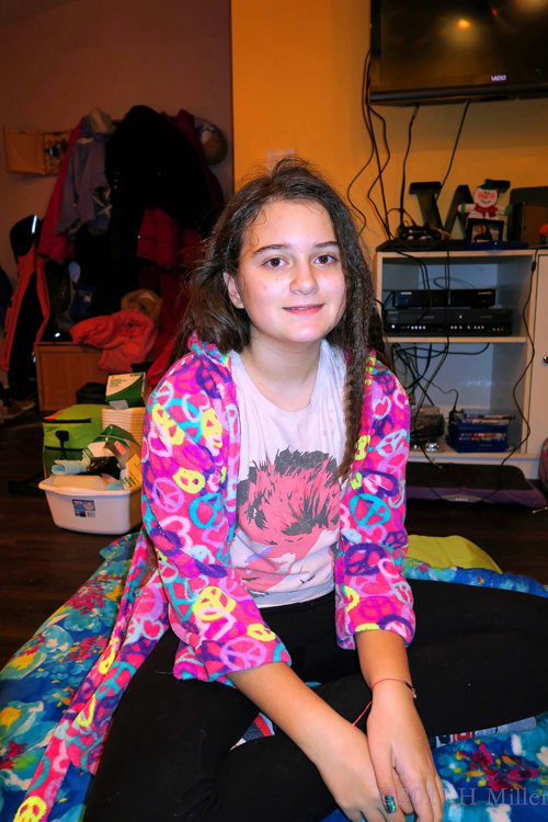 Carefully Crimped Equals Effortless Hairstyles For Girls. Carefully Crimped Equals Effortless Hairstyles For Girls.