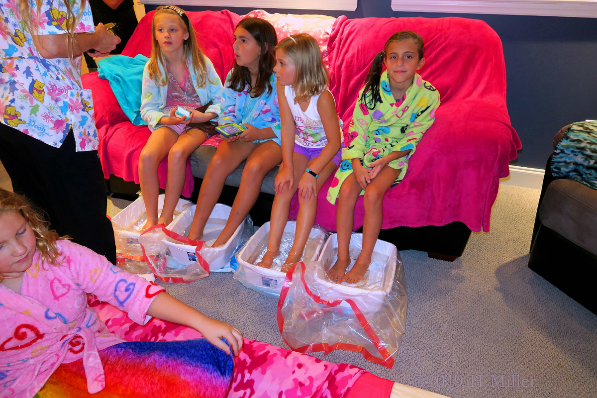 Pedicure Purification! Kids Pedis For The Kids Spa Party! 