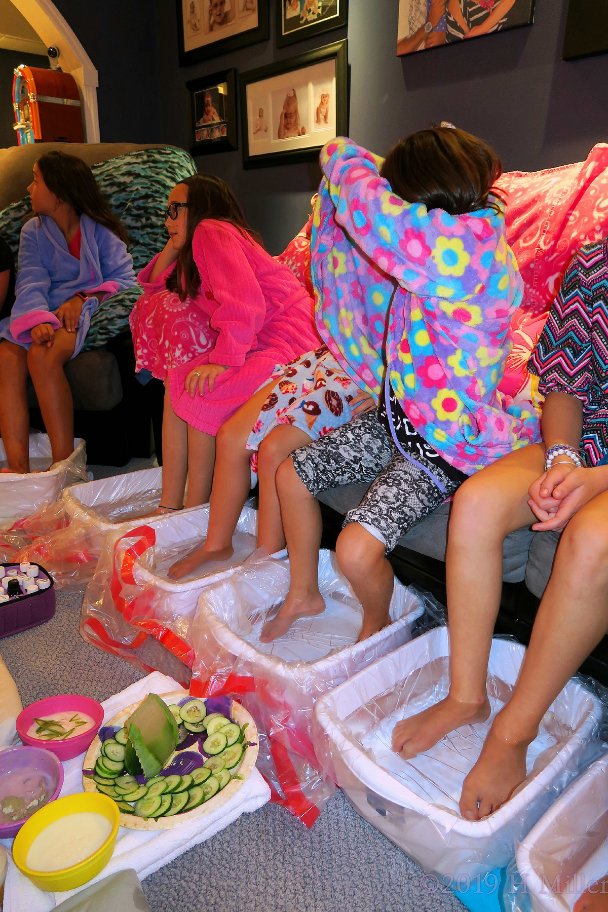 Perfecting Pedicures! Kids Pedis At The Kids Spa Party! 