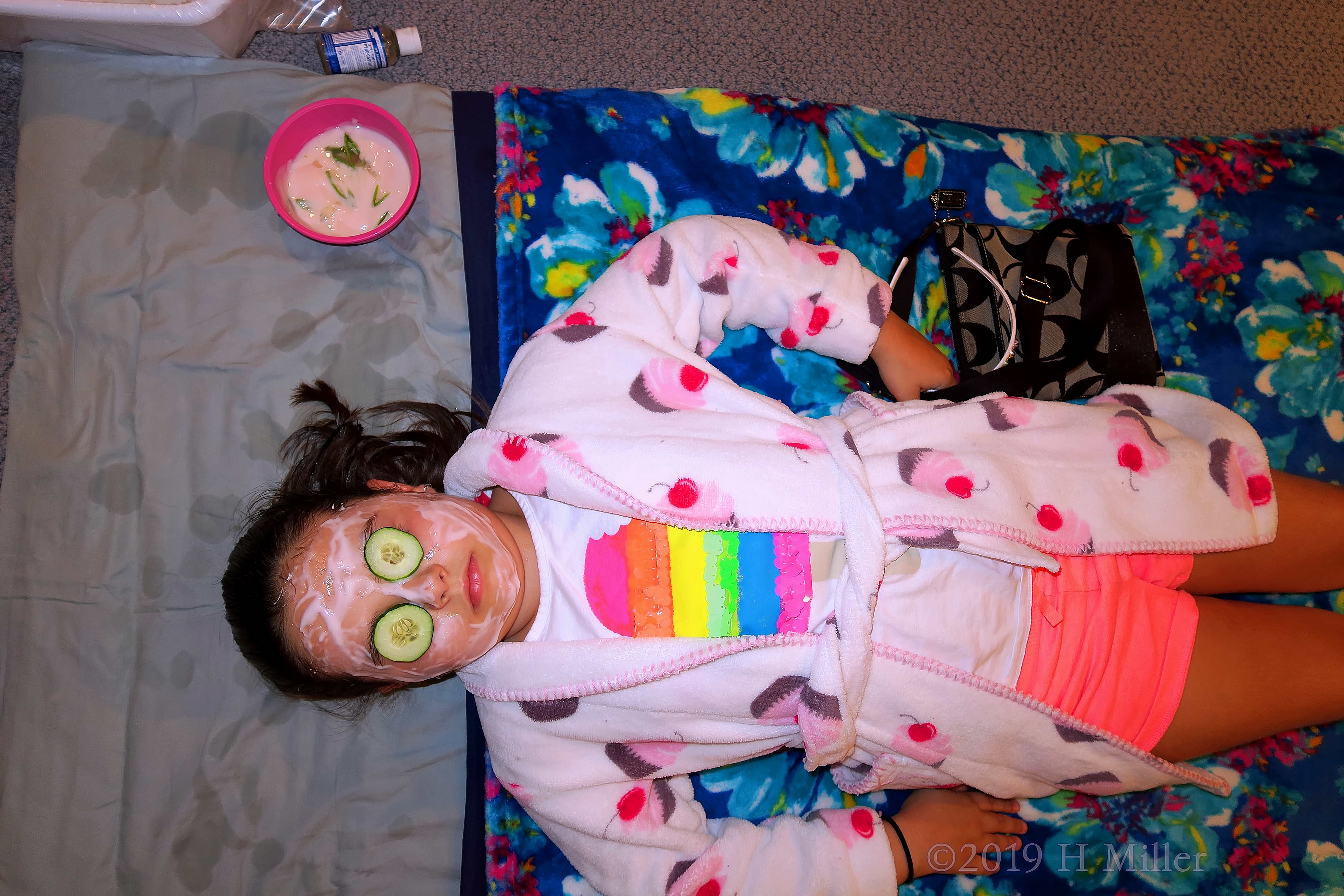 Futuristic Facials! Kids Facials At The Kids Spa Party! Futuristic Facials! Kids Facials At The Kids Spa Party!