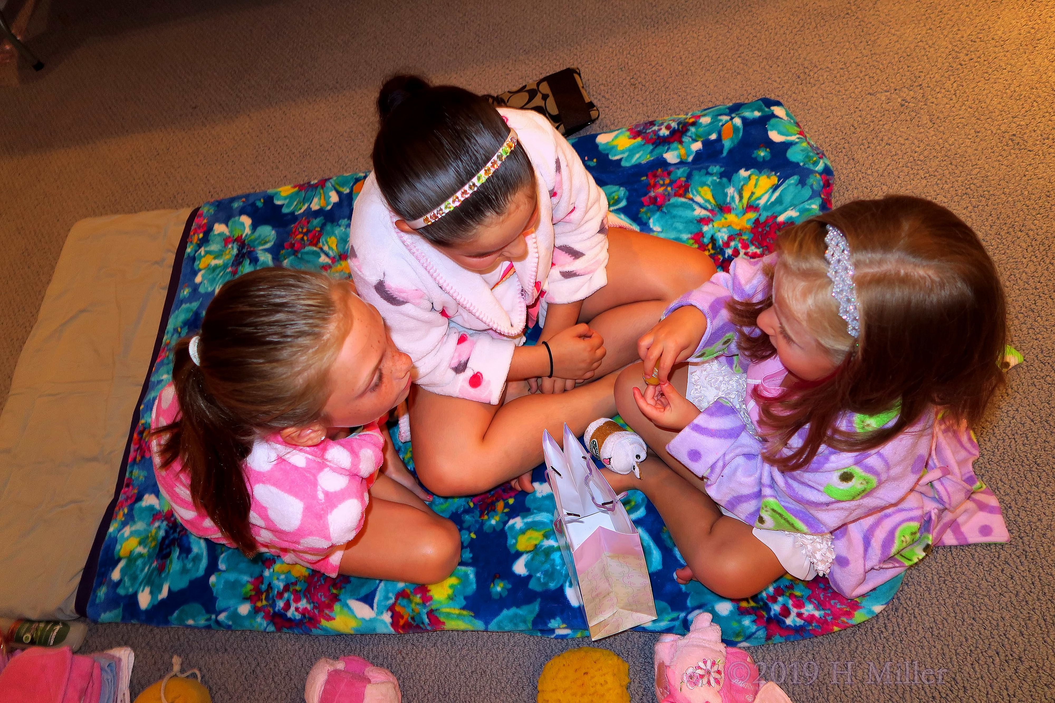 Gift Bag Gabbing! Kids Spa Party Gift Bags! Gift Bag Gabbing! Kids Spa Party Gift Bags!