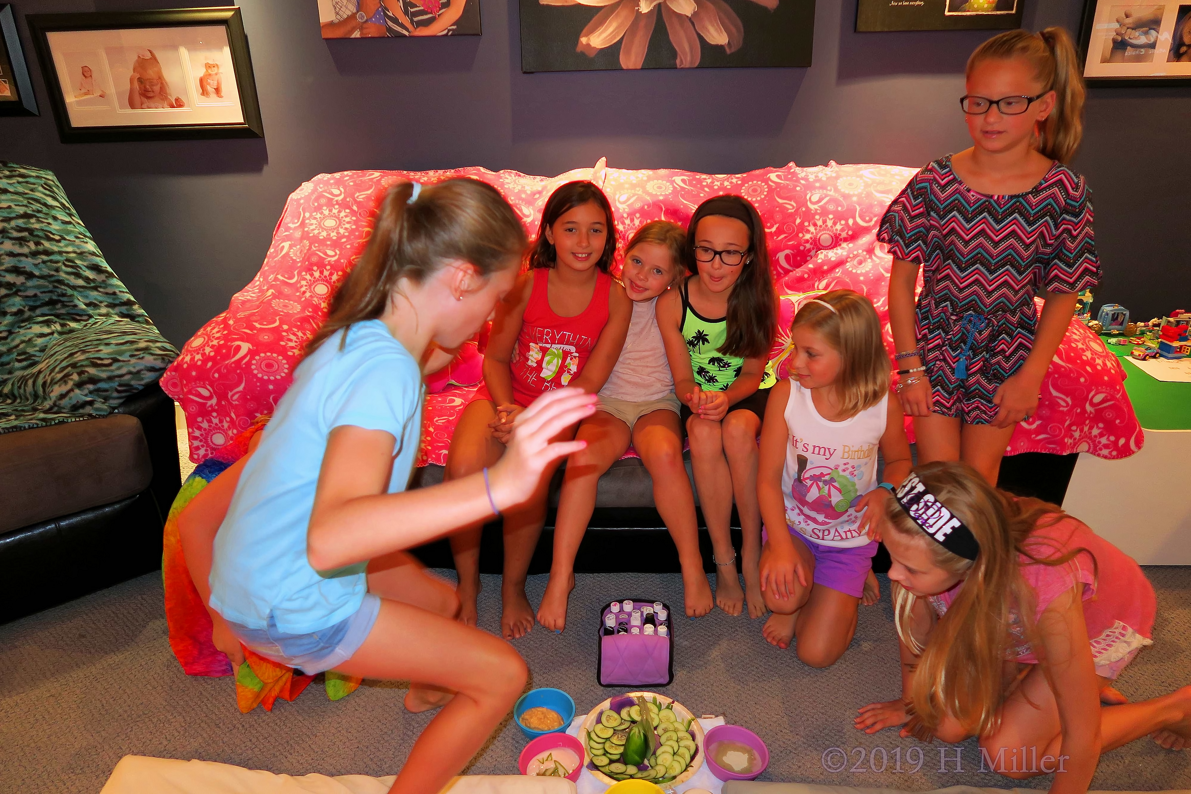 Group Gatherings! Group Photo Of Spa Party Guests! Group Gatherings! Group Photo Of Spa Party Guests!