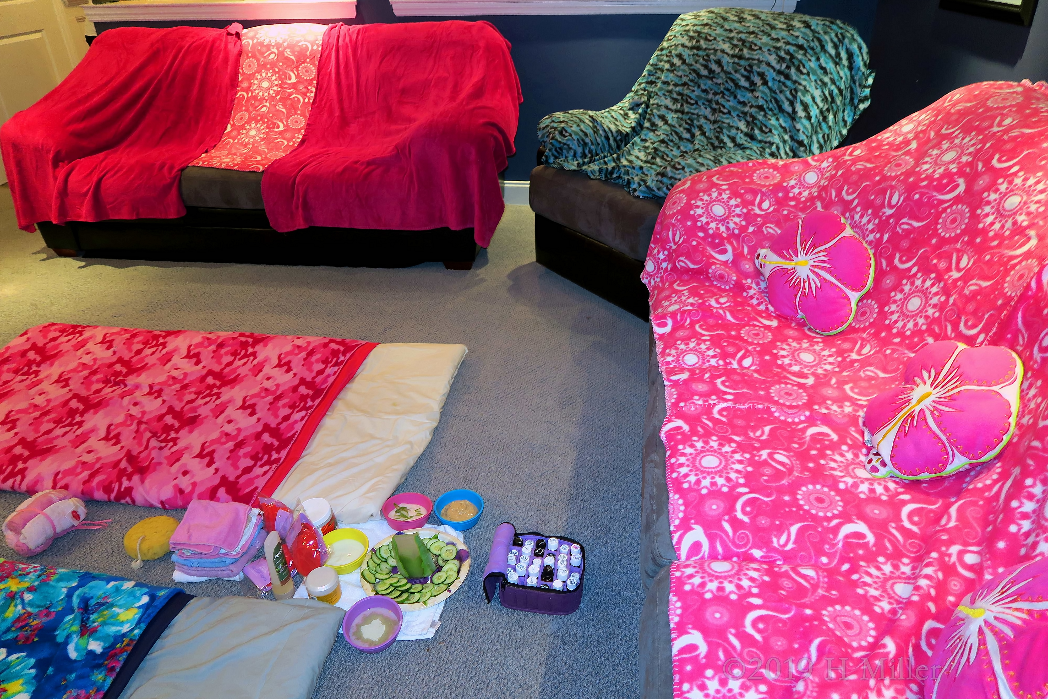 Room Renovations! Kids Spa Party Setup! Room Renovations! Kids Spa Party Setup!