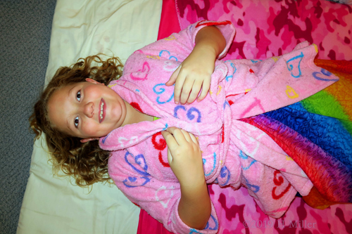 Laid Back Lounging! Kids Facial At The Kids Spa Party! Laid Back Lounging! Kids Facial At The Kids Spa Party!