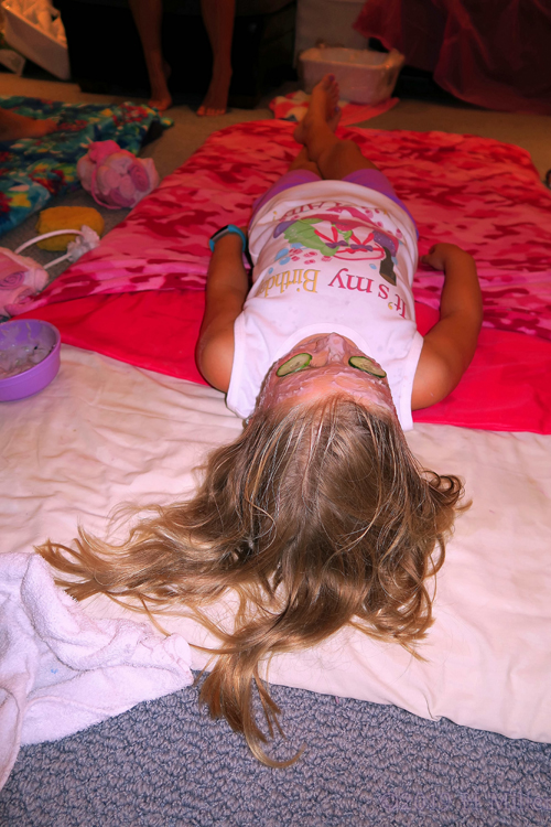 Sporting Strawberry! Kids Facials At The Kids Spa Party! Sporting Strawberry! Kids Facials At The Kids Spa Party!