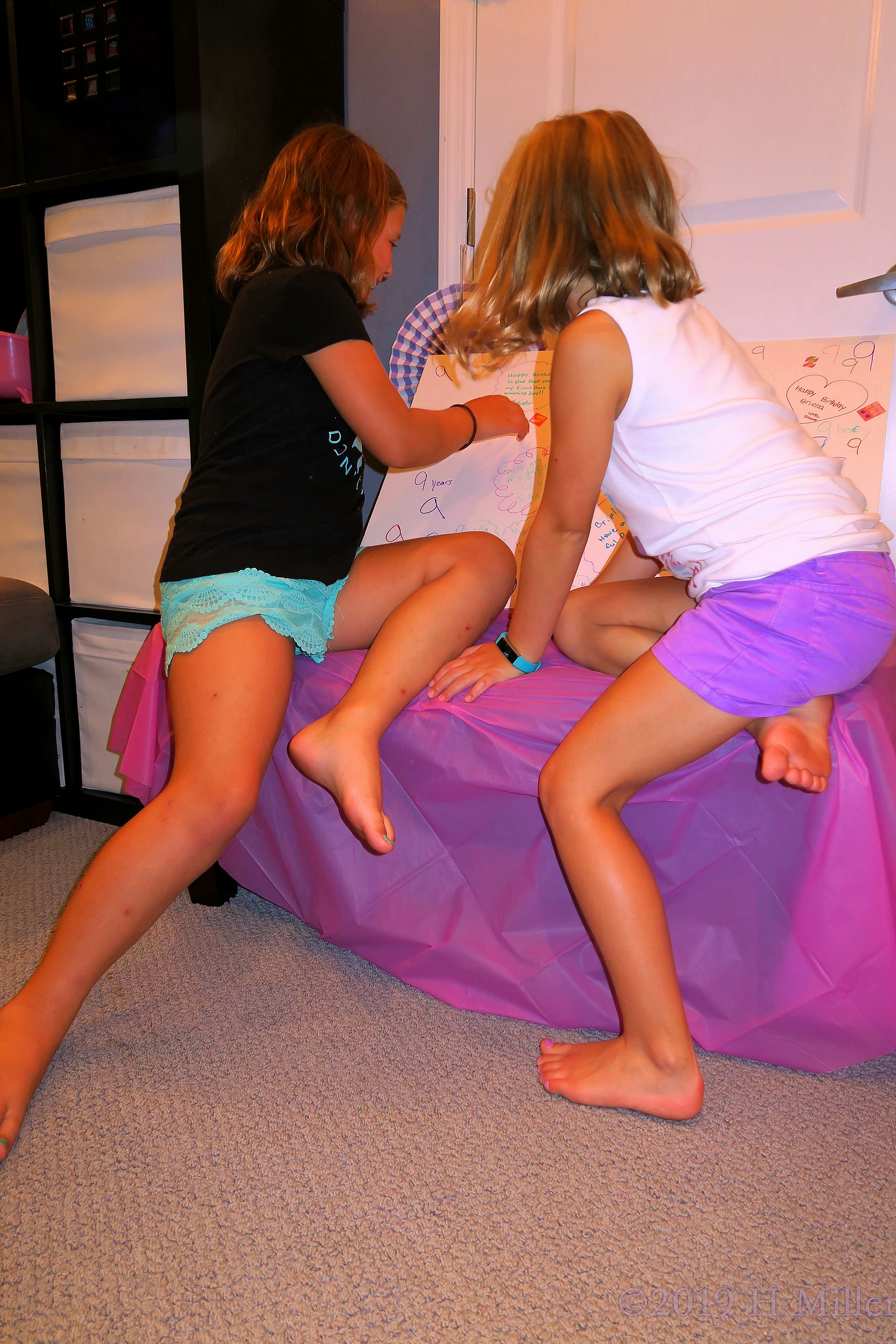 Checking Out The Spa Birthday Card At The Girls Spa! 4 Checking Out The Spa Birthday Card At The Girls Spa! 4