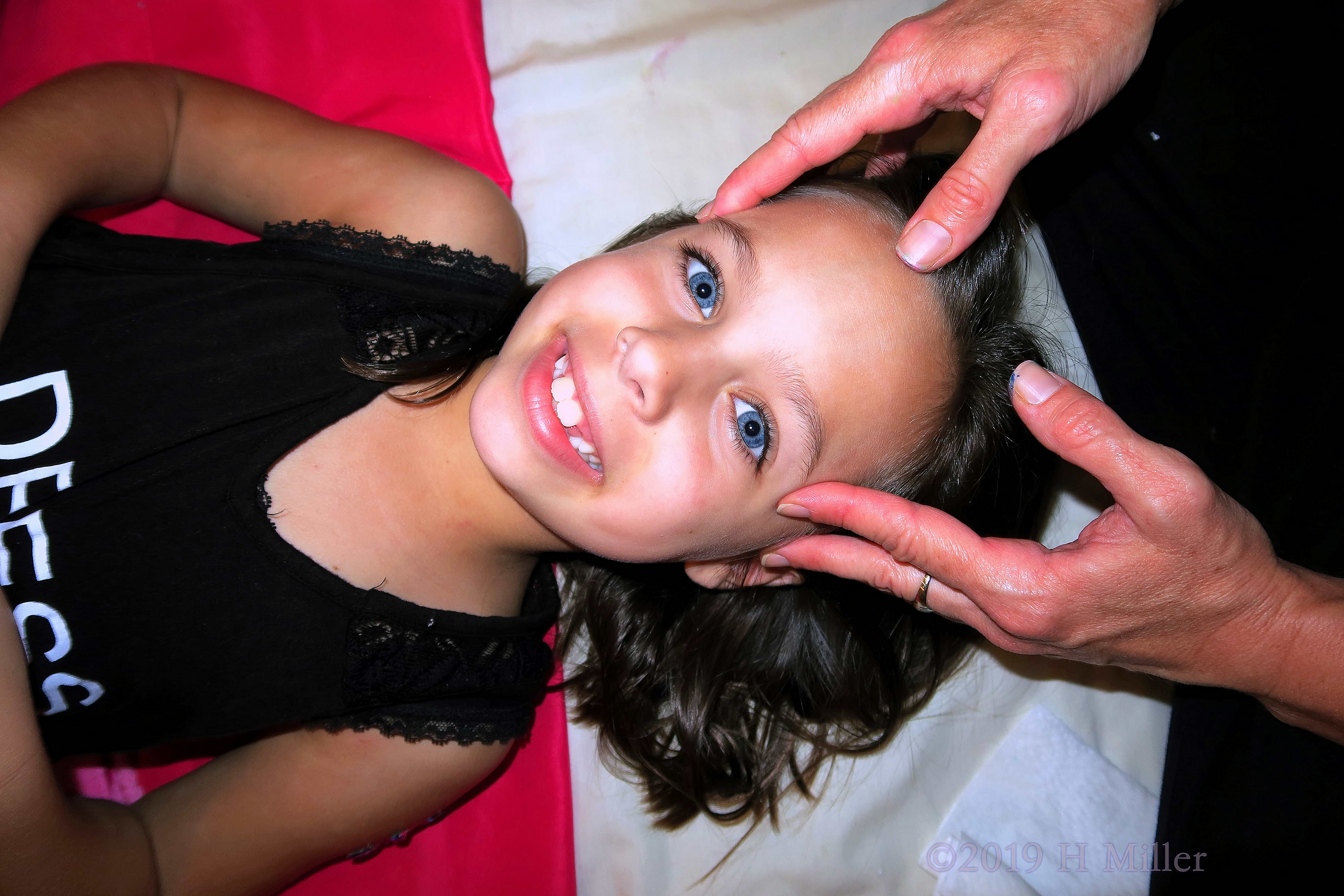 Getting A Kids Massage At The Spa For Girls! Getting A Kids Massage At The Spa For Girls!