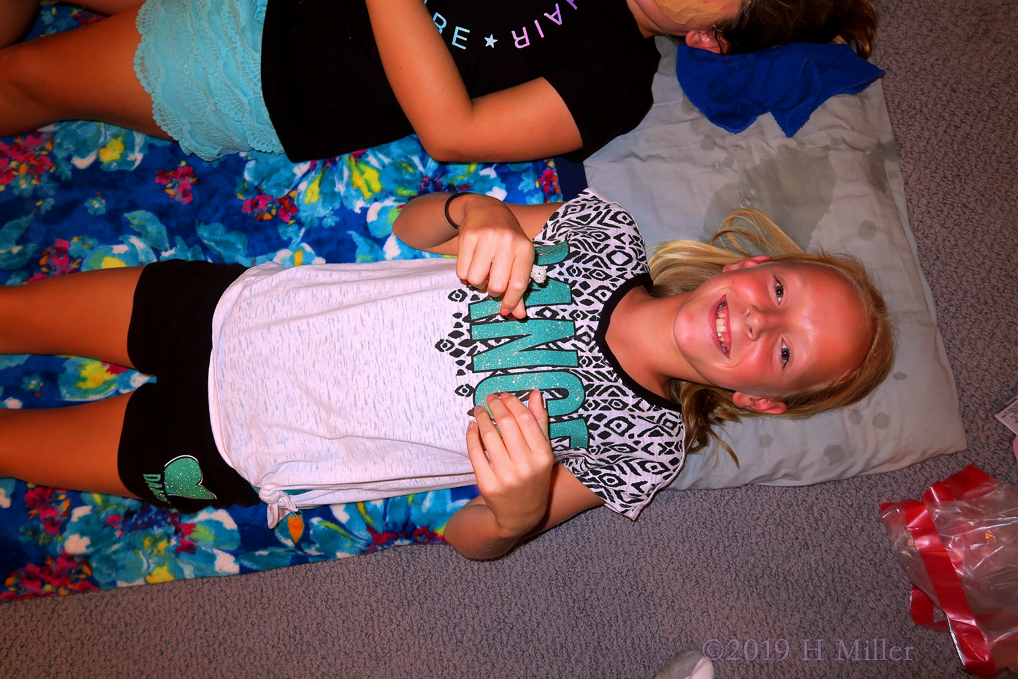 Loving The Girls Facial! 4 Loving The Girls Facial! 4