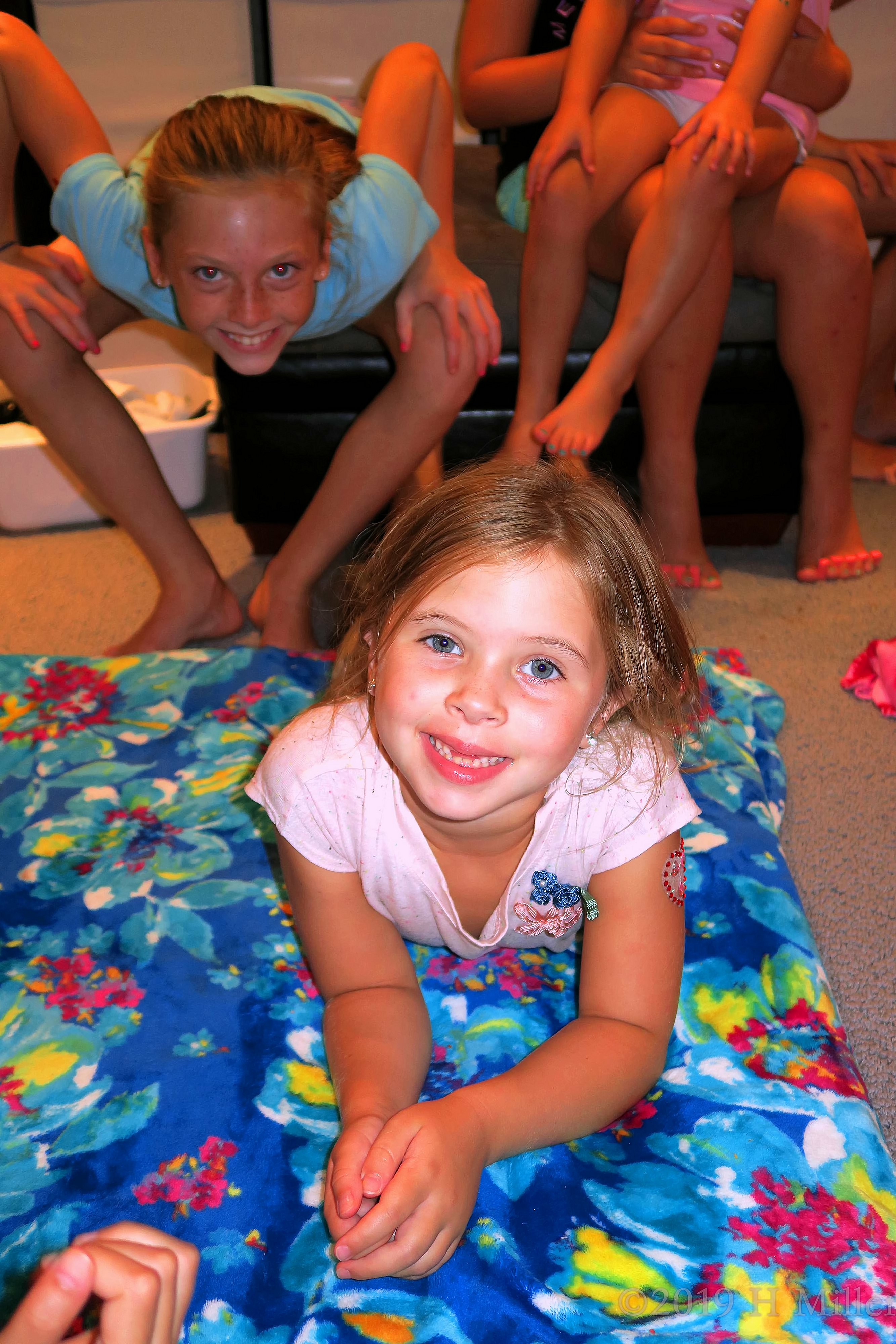 Ready For Her Kids Facial, With A Photo Bomb! Ready For Her Kids Facial, With A Photo Bomb!