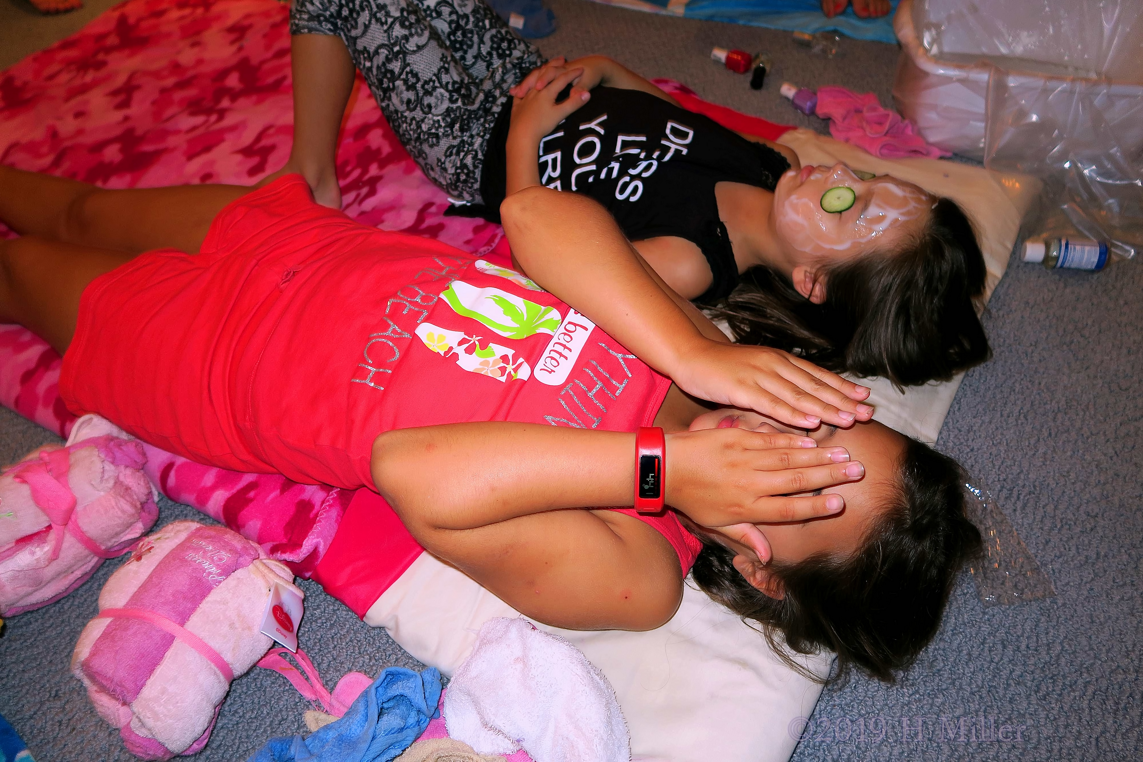 She's Not Quite Ready For Her Closeup Before Kids Facials! She's Not Quite Ready For Her Closeup Before Kids Facials!