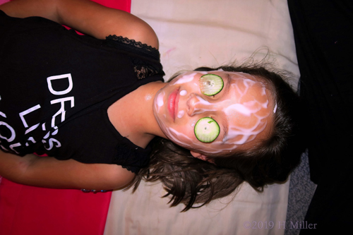Cutting Edge Cucumber Kids Facials! Cutting Edge Cucumber Kids Facials!