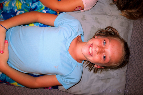 Demonstrating Determination To Relax! Kids Facials At The Girls Spa! Demonstrating Determination To Relax! Kids Facials At The Girls Spa!