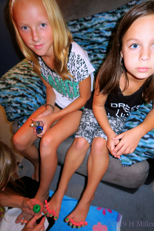 Footbaths Are Much Cooler With Friends! We Love Getting Kids Pedicures! Footbaths Are Much Cooler With Friends! We Love Getting Kids Pedicures!