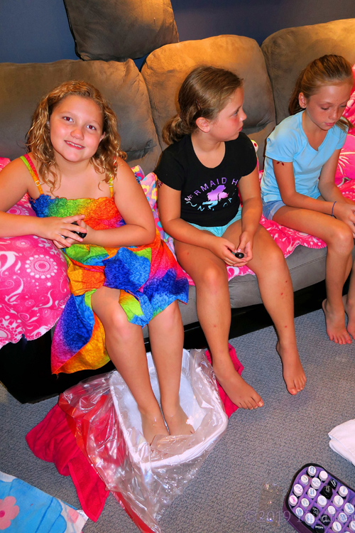 Pedicures With Friends At The Spa For Girls. Pedicures With Friends At The Spa For Girls.