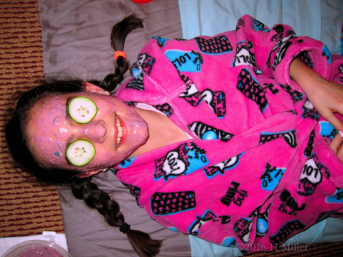 Brooke's Kids Facial Session! Brooke's Kids Facial Session!