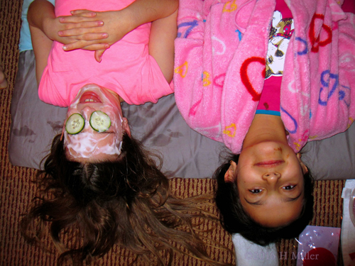 Kids Facial Sessions At Brooke's Spa Party! Kids Facial Sessions At Brooke's Spa Party!