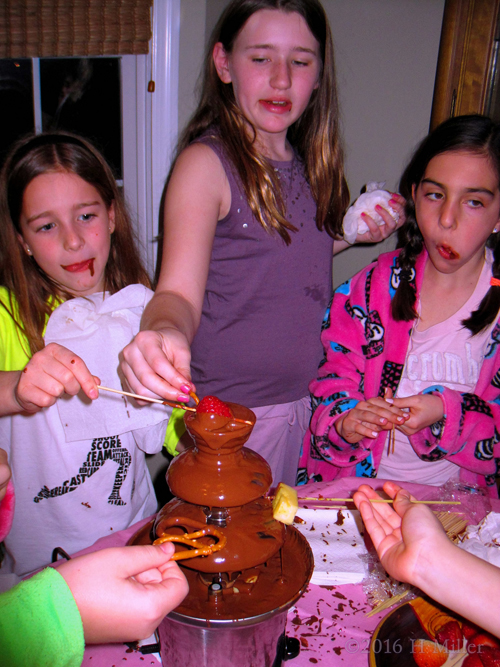 The Delicious Chocolate Snacking Continues The Delicious Chocolate Snacking Continues