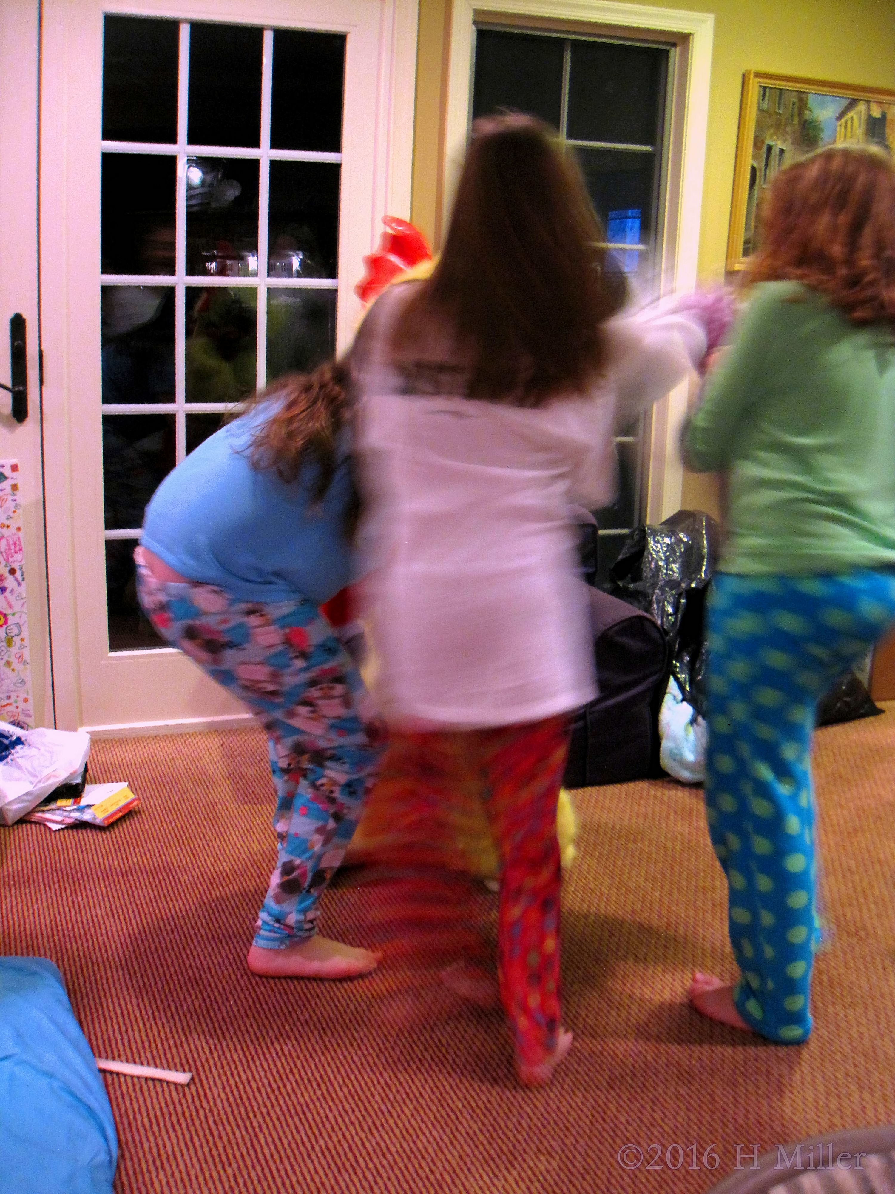 Kids Are Having Fun At The Spa Activity Area! Kids Are Having Fun At The Spa Activity Area!