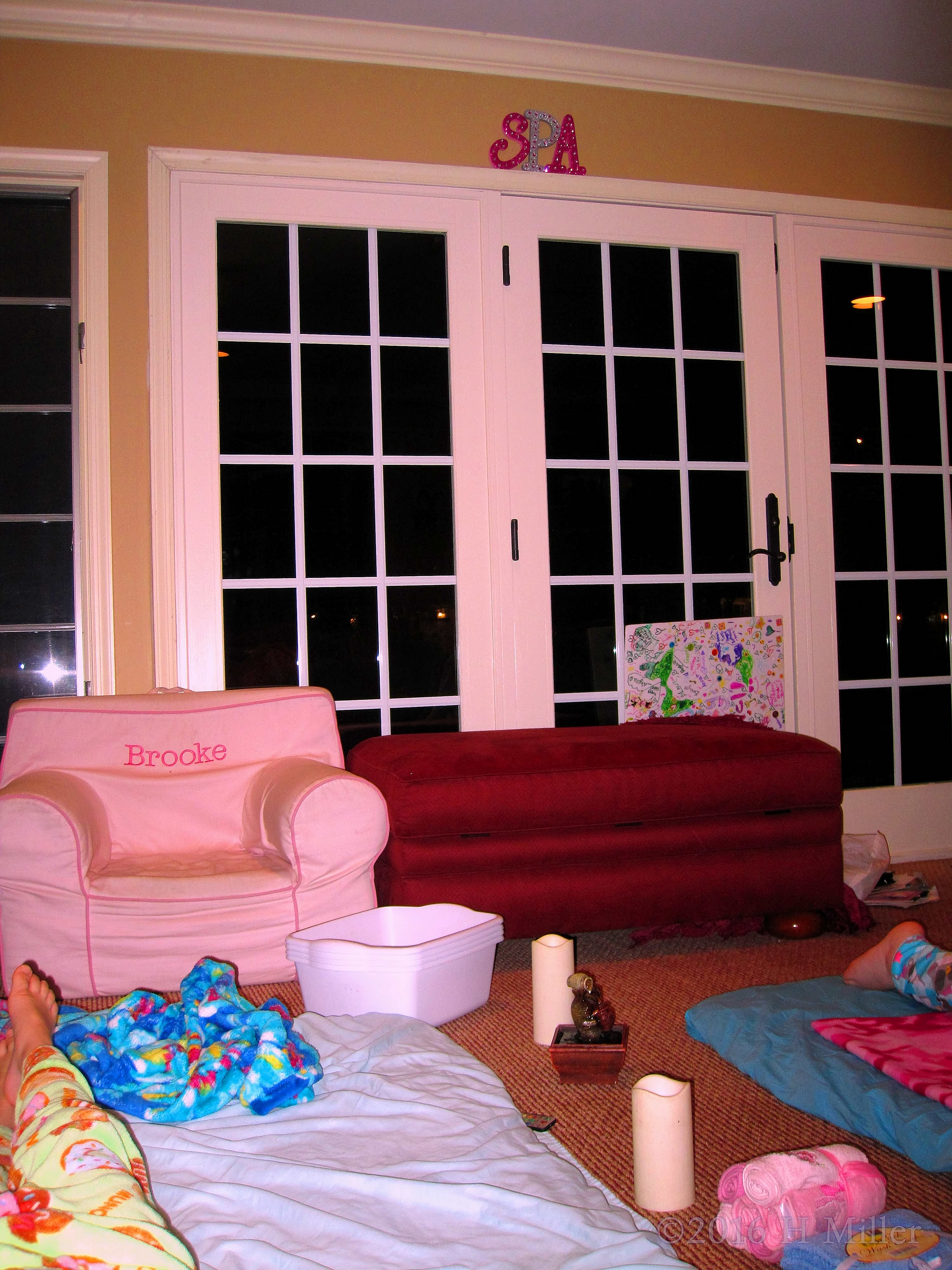 Kids Spa Party Activity Area With The Spa Couch And Kids Facial Mats! 