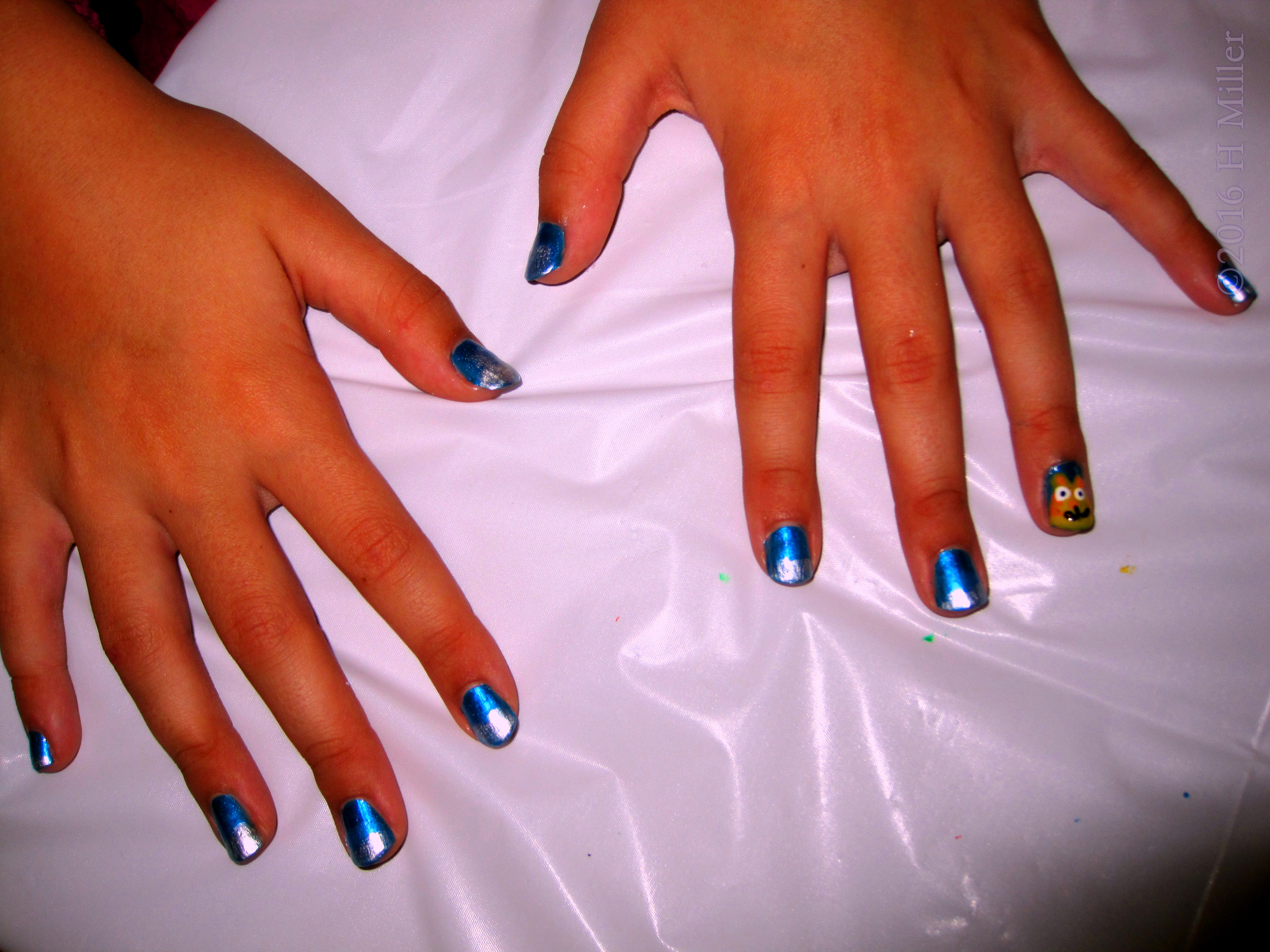 Awesome Colors And Nail Art For This Girls Mani! 