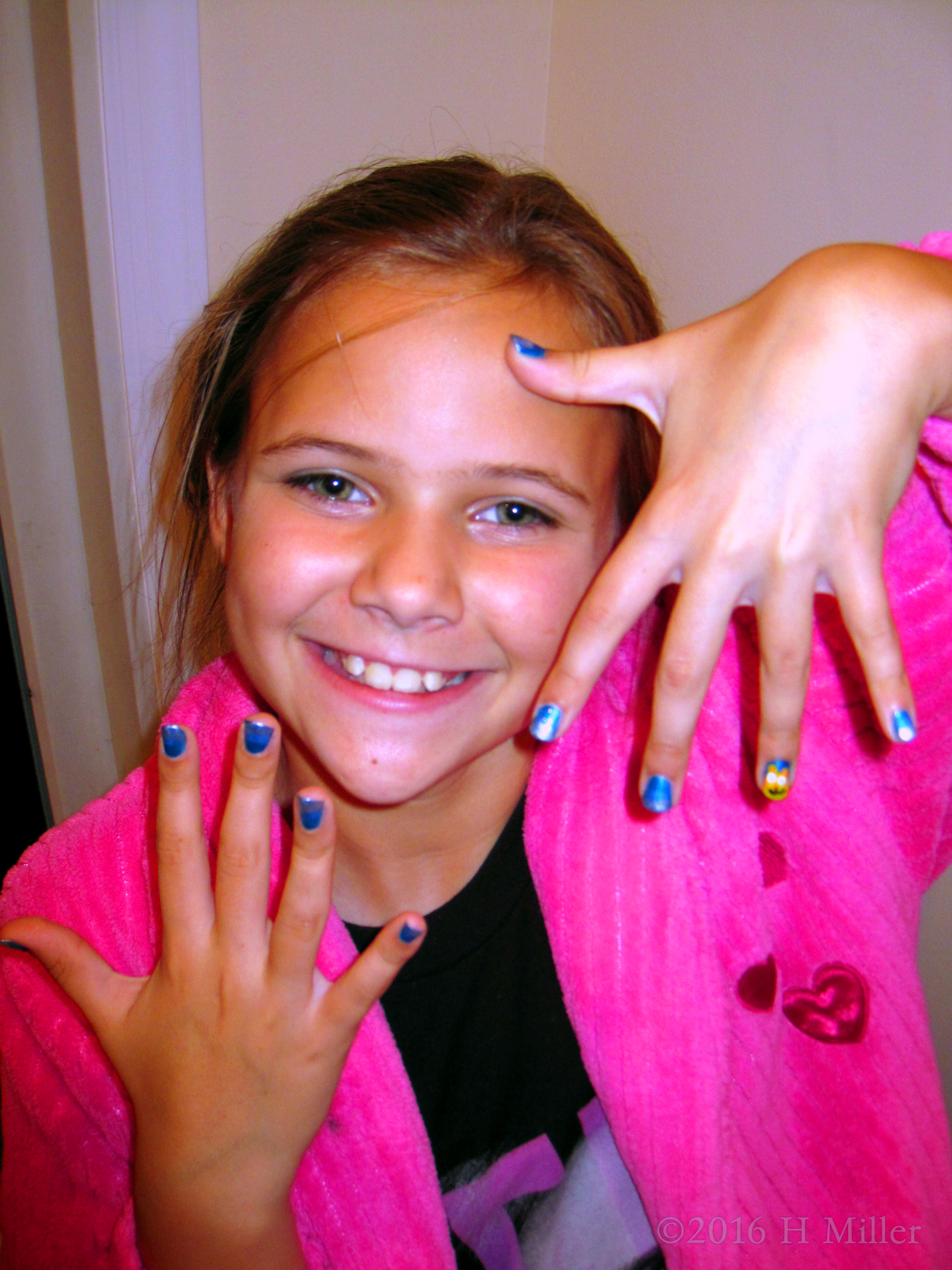 The Nail Spa Gave Her A Super Cool Kids Mini Mani! The Nail Spa Gave Her A Super Cool Kids Mini Mani!