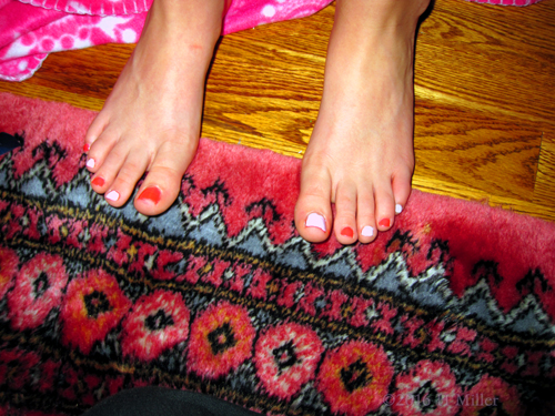 Cool Alternating Colors Girls Pedicure. Cool Alternating Colors Girls Pedicure.