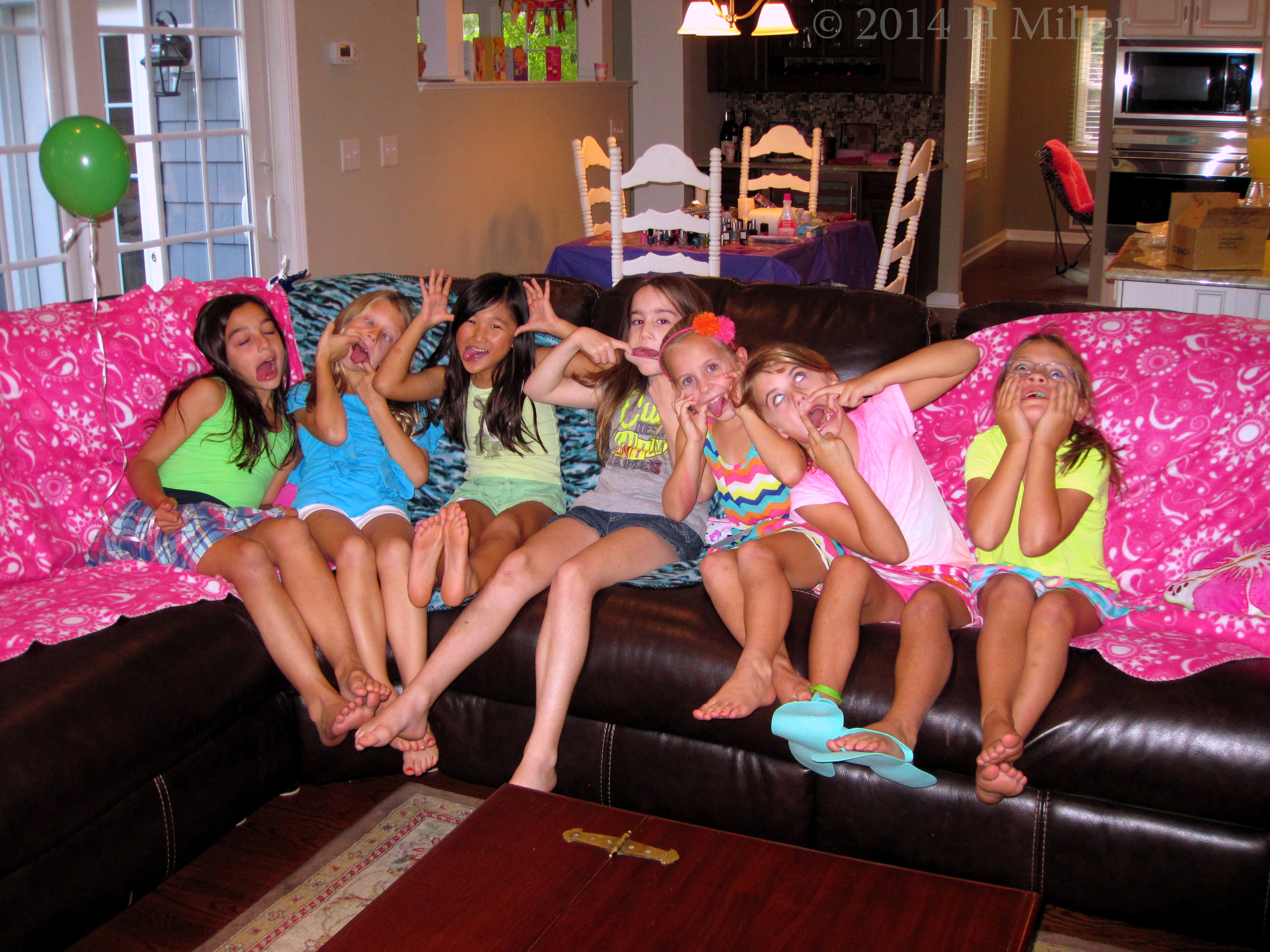 Caitlin And Friends Making Silly Faces! Caitlin And Friends Making Silly Faces!