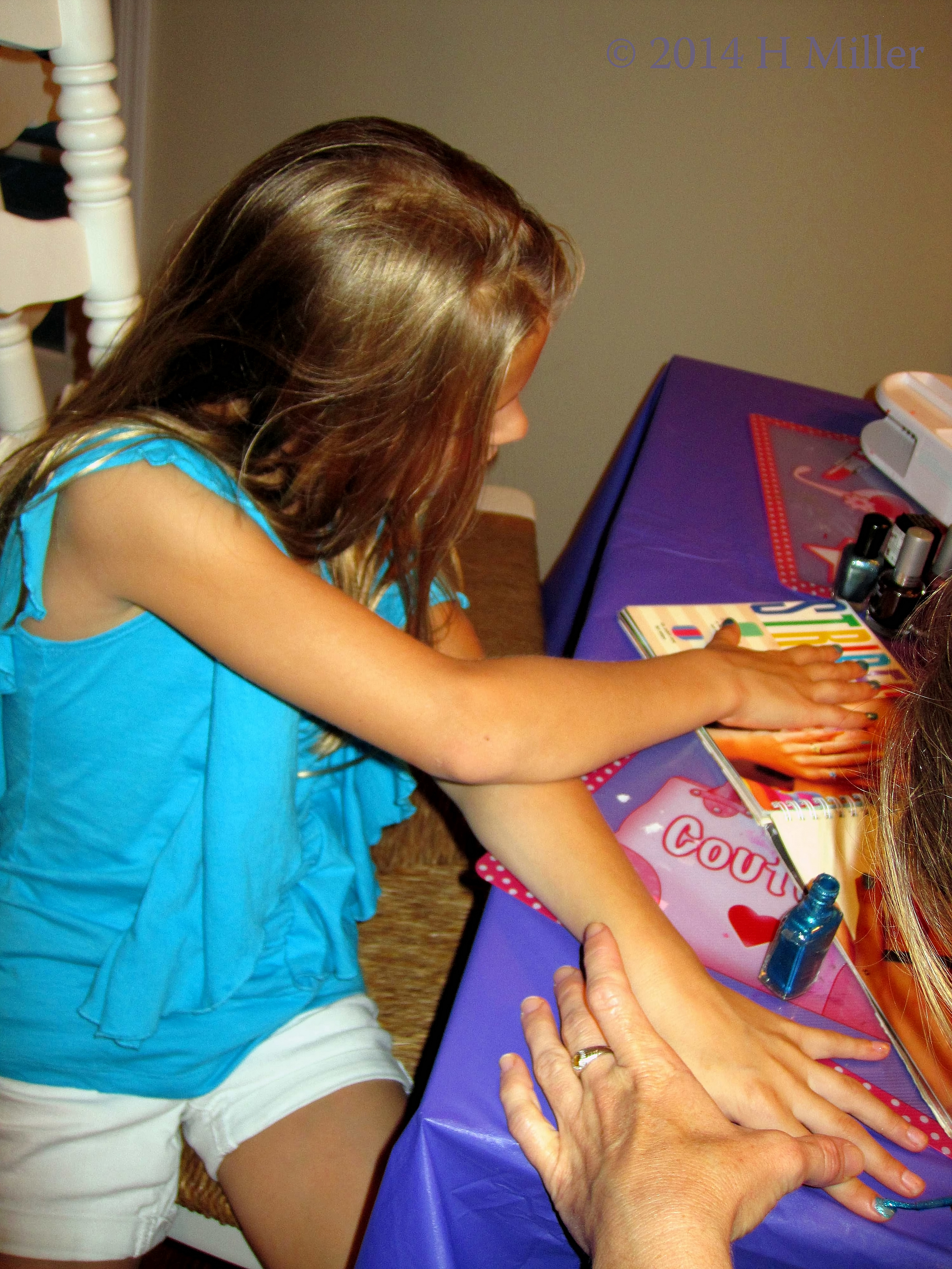 Kids Mani. Kids Mani.