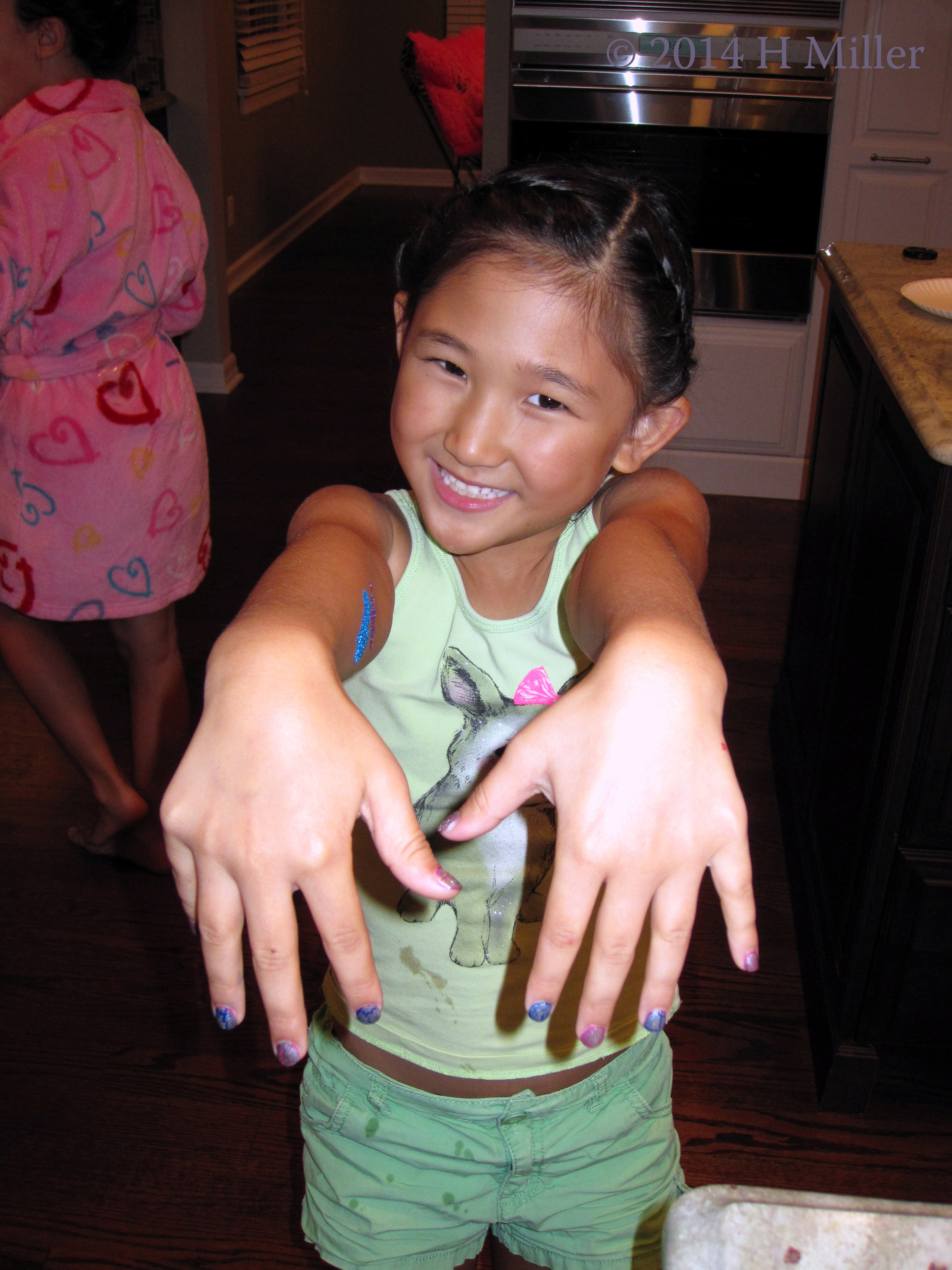 Spa Party For Girls Nail Art. Spa Party For Girls Nail Art.