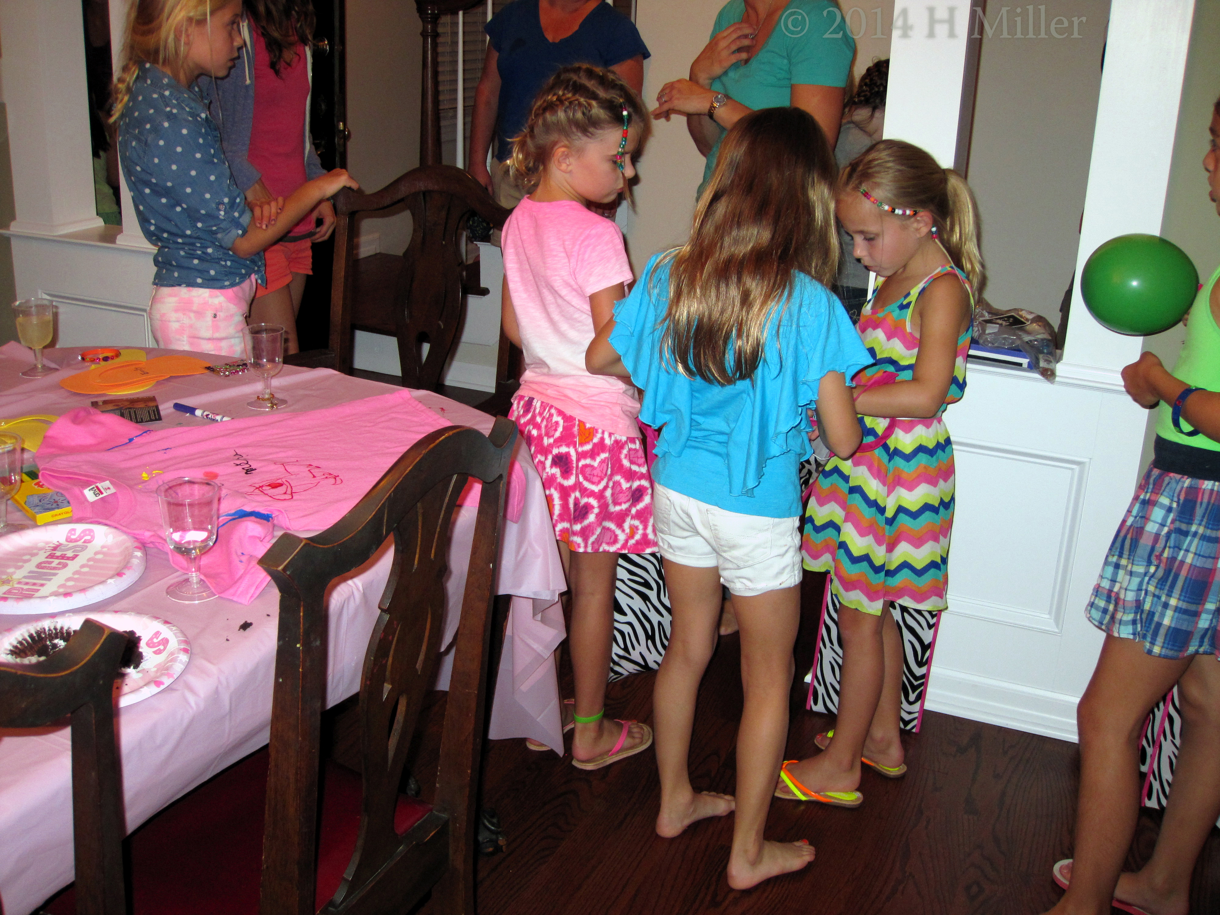 The Kids Saying Goodbye At The End Of The Kids Spa Party. The Kids Saying Goodbye At The End Of The Kids Spa Party.