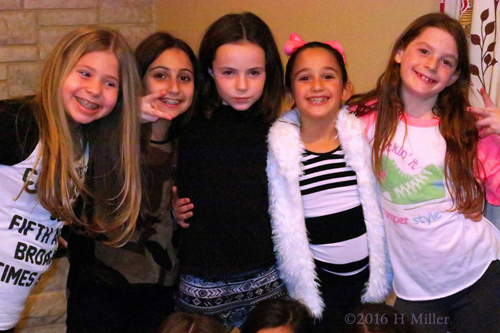 A Pic Of A Few Of The Guests. A Pic Of A Few Of The Guests.