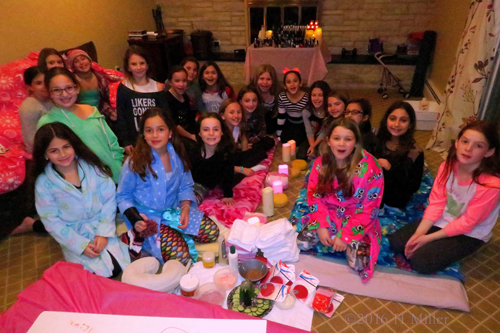 Camp Chen A Wanda Group Pic. Camp Chen A Wanda Group Pic.