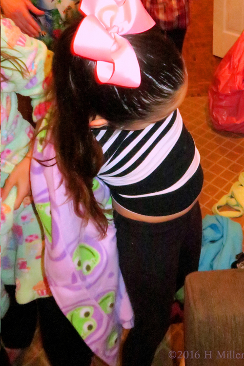 Putting On A Pink Froggy Spa Party Robe! Putting On A Pink Froggy Spa Party Robe!