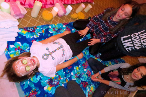 Relaxing During The Kids Facial. Relaxing During The Kids Facial.