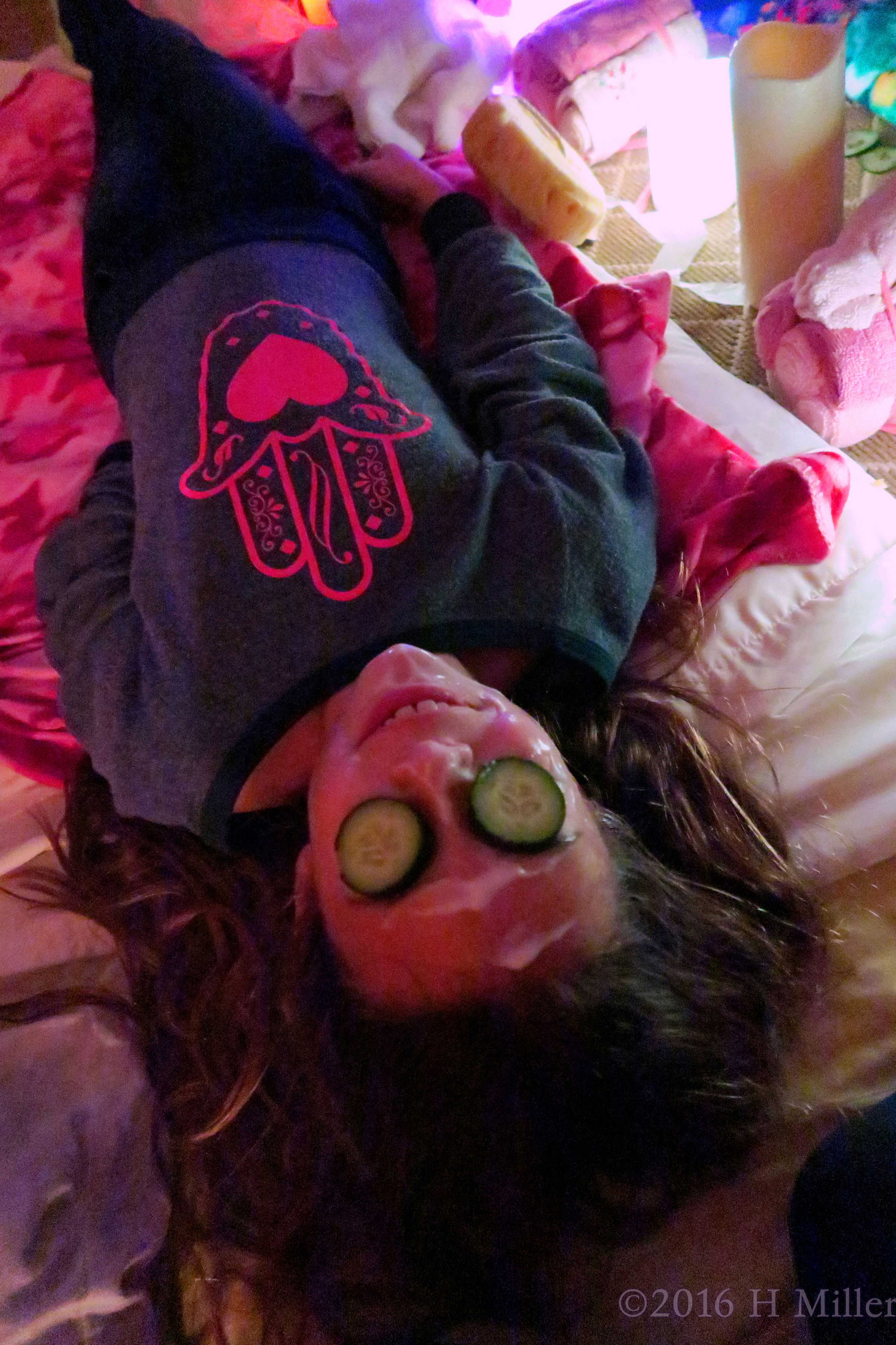 Facials For Girls Equal Smiles And Relaxation. Facials For Girls Equal Smiles And Relaxation.