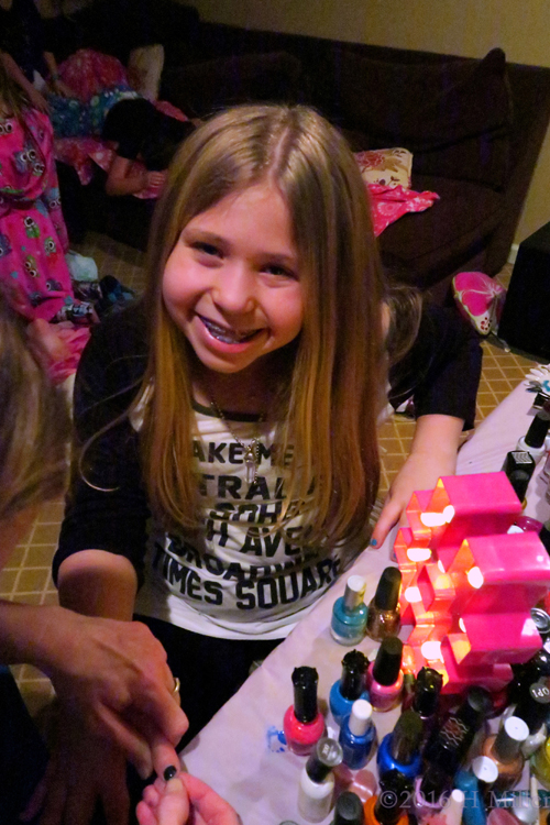 Girls Mini Mani At Our Home Spa Party!! Girls Mini Mani At Our Home Spa Party!!