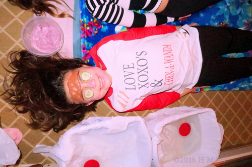 Kids Facials Are FOR REAL! Better Than For Older Set, As We Use 100 Percent Natural Ingredients! Kids Facials Are FOR REAL! Better Than For Older Set, As We Use 100 Percent Natural Ingredients!